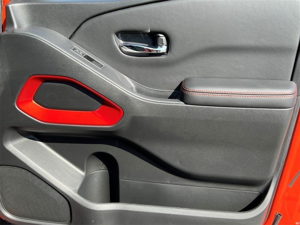 new 2025 Nissan Frontier car, priced at $38,739