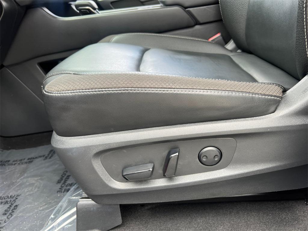 used 2023 Nissan Pathfinder car, priced at $32,298