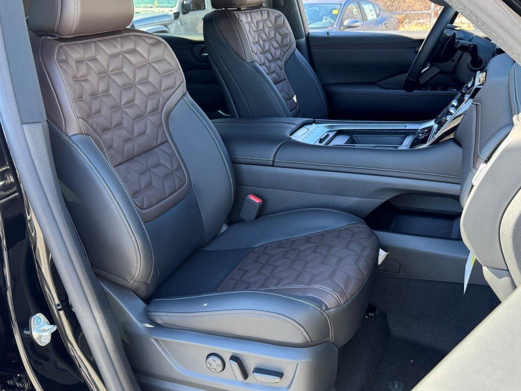 new 2025 Nissan Armada car, priced at $70,433