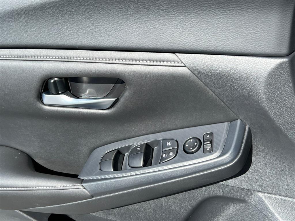 new 2025 Nissan Sentra car, priced at $19,712