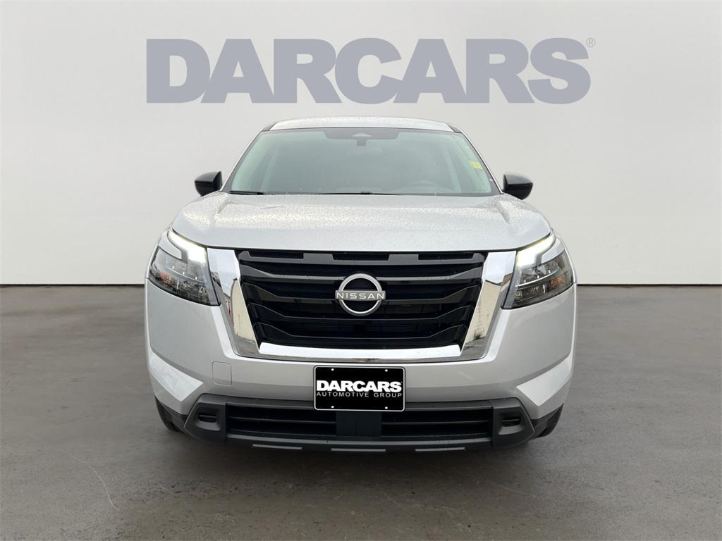 new 2025 Nissan Pathfinder car, priced at $40,360