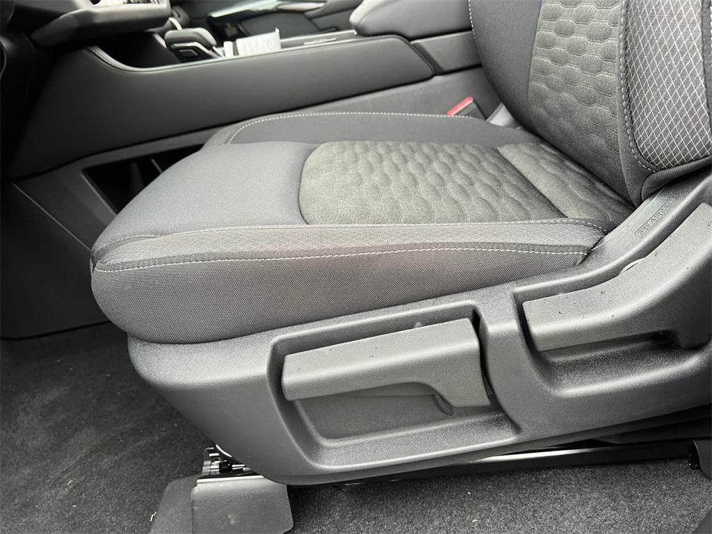 new 2025 Nissan Pathfinder car, priced at $40,360
