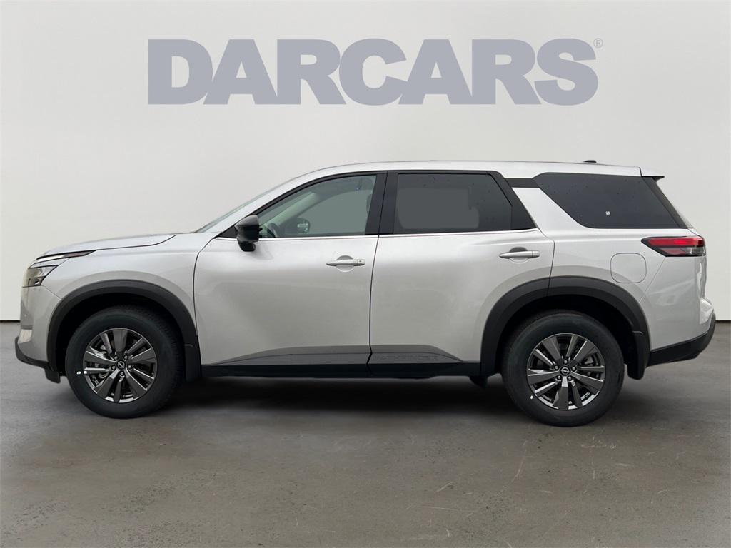 new 2025 Nissan Pathfinder car, priced at $40,360
