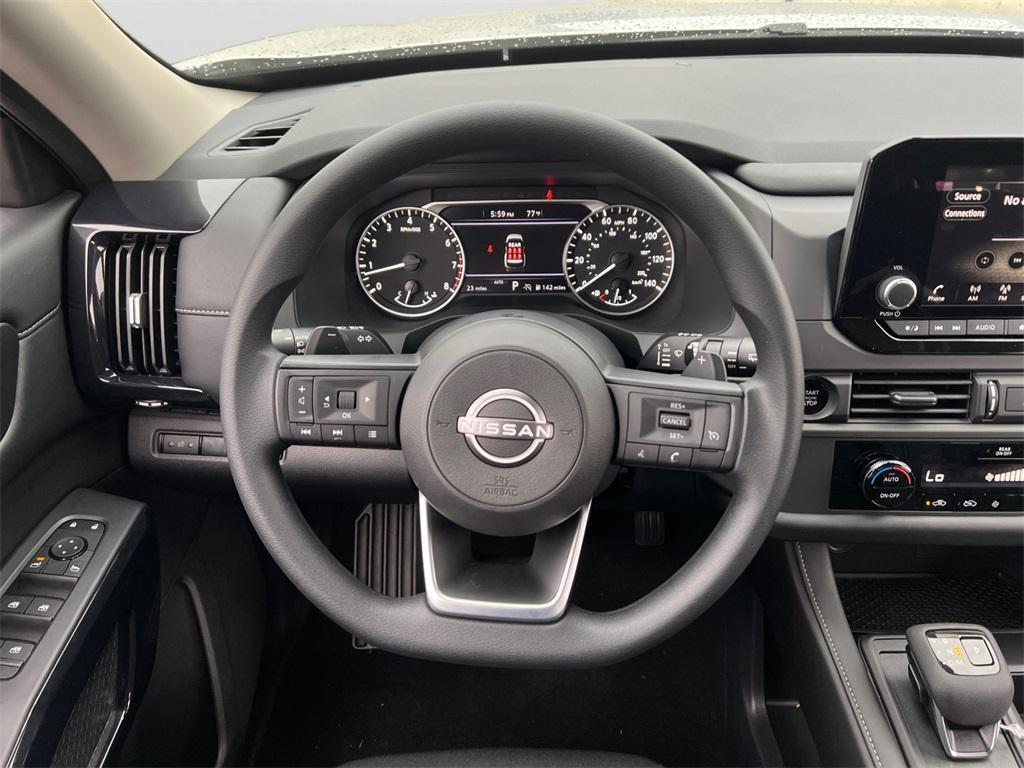 new 2025 Nissan Pathfinder car, priced at $40,360