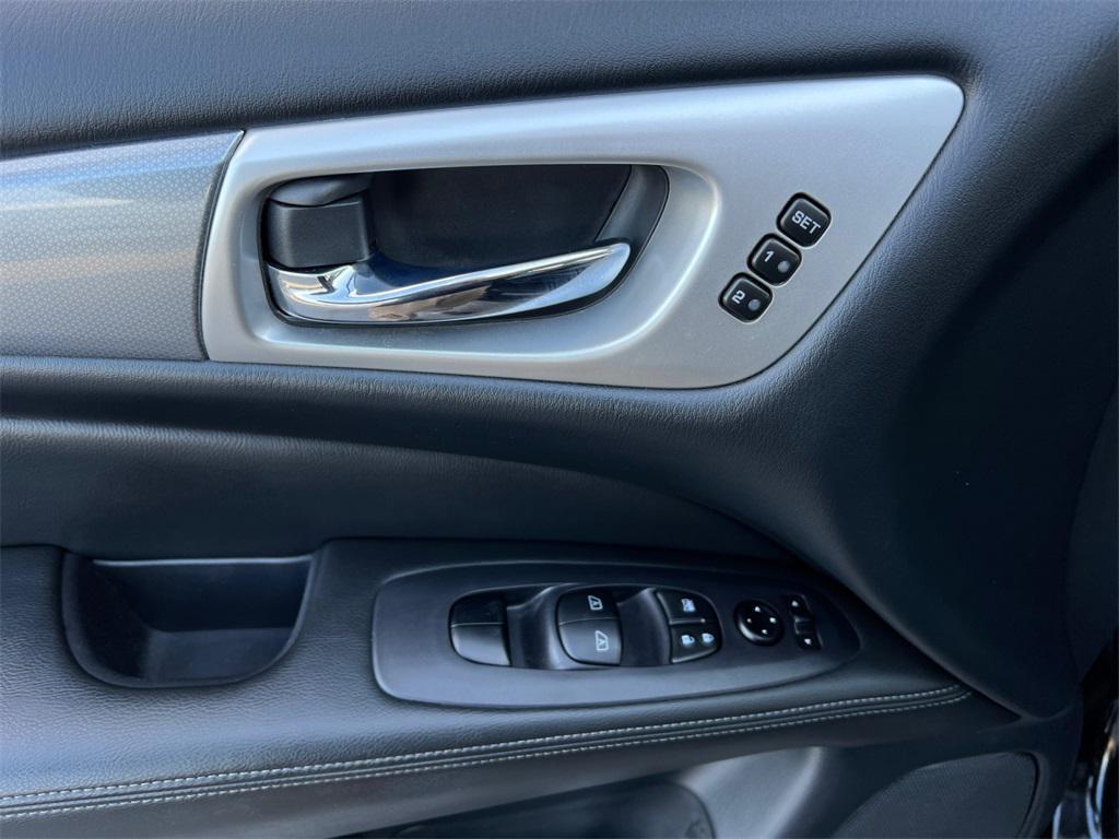 used 2020 Nissan Pathfinder car, priced at $20,454