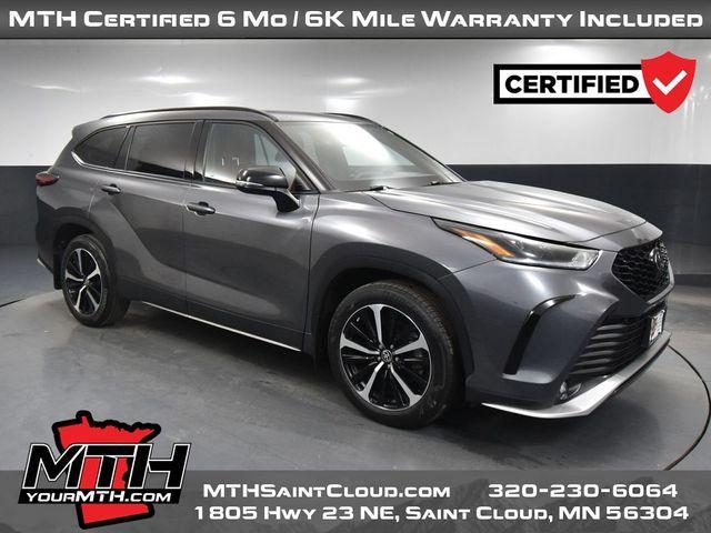 used 2022 Toyota Highlander car, priced at $41,500