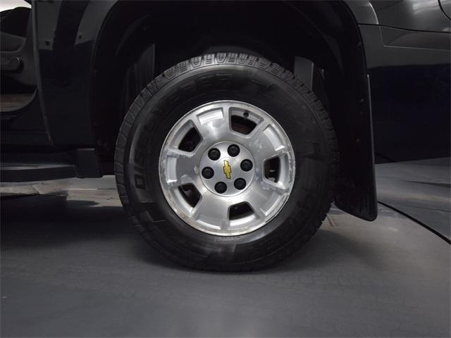 used 2012 Chevrolet Suburban car, priced at $7,999