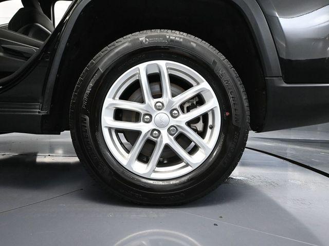 used 2024 Jeep Grand Cherokee L car, priced at $31,493