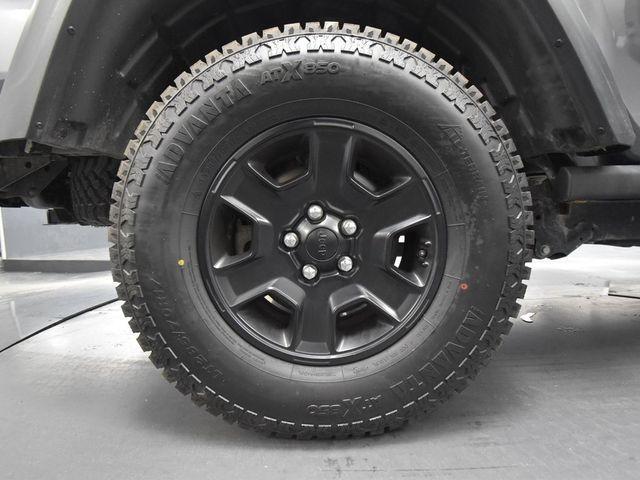 used 2021 Jeep Gladiator car, priced at $30,799