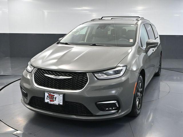 used 2022 Chrysler Pacifica car, priced at $18,993