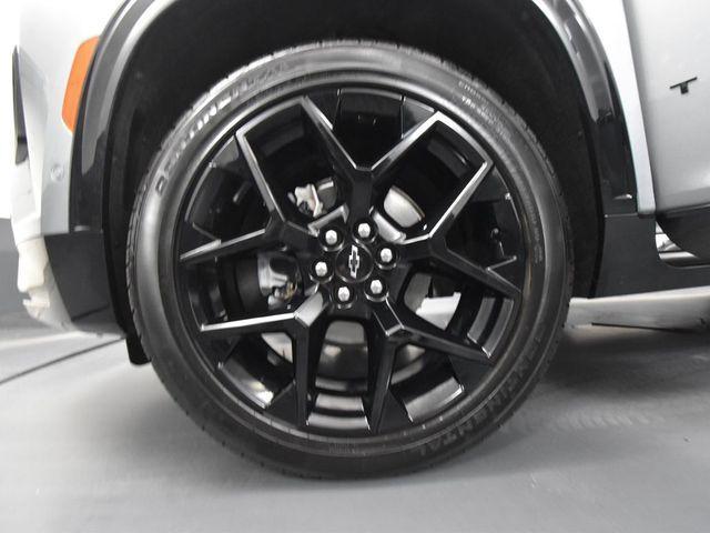used 2024 Chevrolet Traverse car, priced at $53,399
