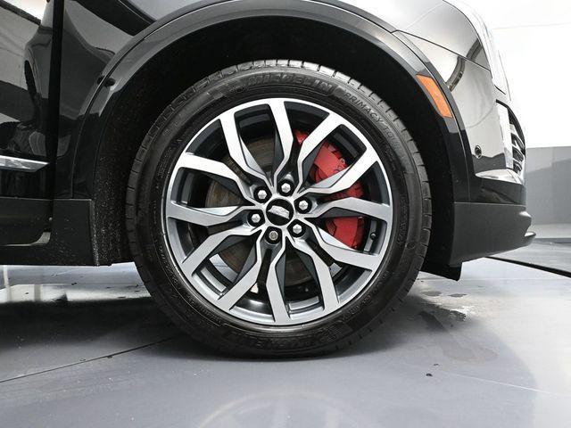 used 2023 Cadillac XT5 car, priced at $35,693