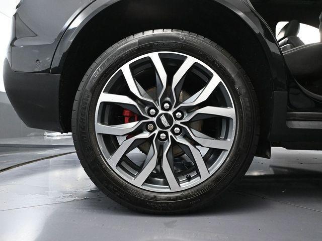 used 2023 Cadillac XT5 car, priced at $35,693