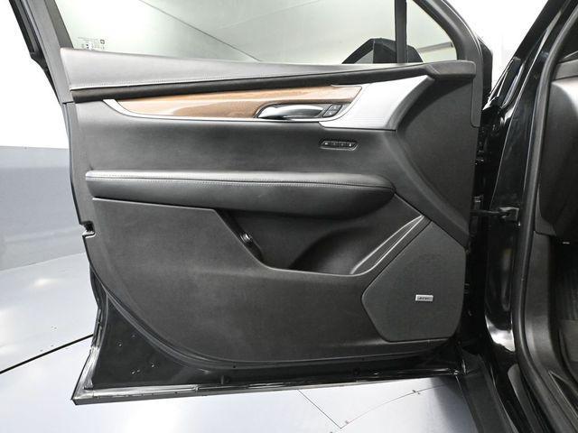 used 2023 Cadillac XT5 car, priced at $35,693