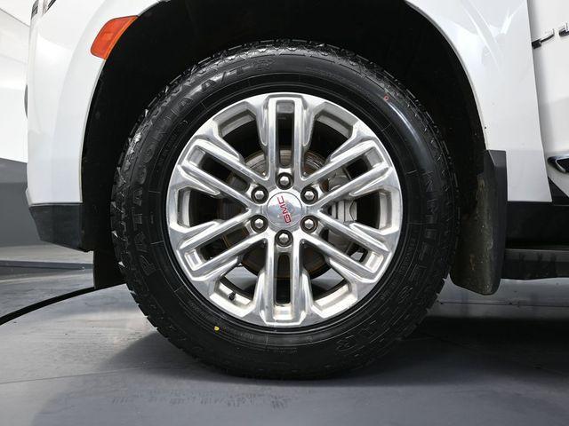 used 2023 GMC Yukon XL car, priced at $45,993