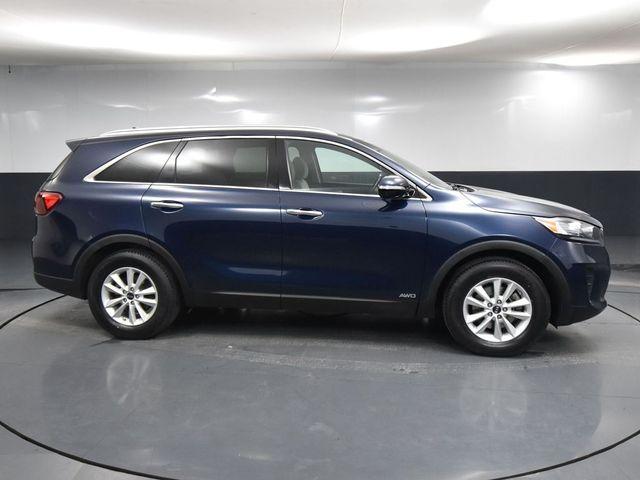 used 2019 Kia Sorento car, priced at $13,099