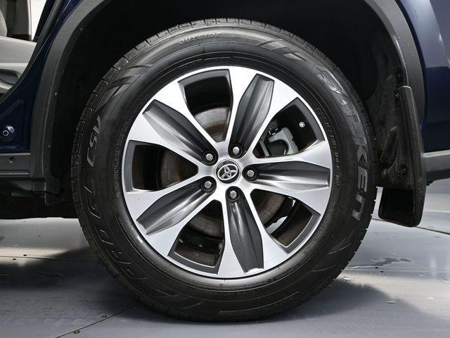used 2020 Toyota Highlander car, priced at $29,993