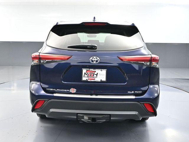 used 2020 Toyota Highlander car, priced at $29,993