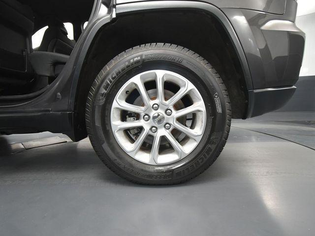 used 2015 Jeep Grand Cherokee car, priced at $11,599