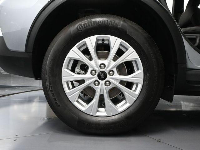 used 2024 Ford Escape car, priced at $25,493