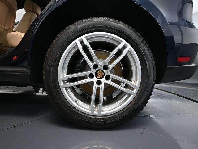 used 2022 Porsche Macan car, priced at $40,993