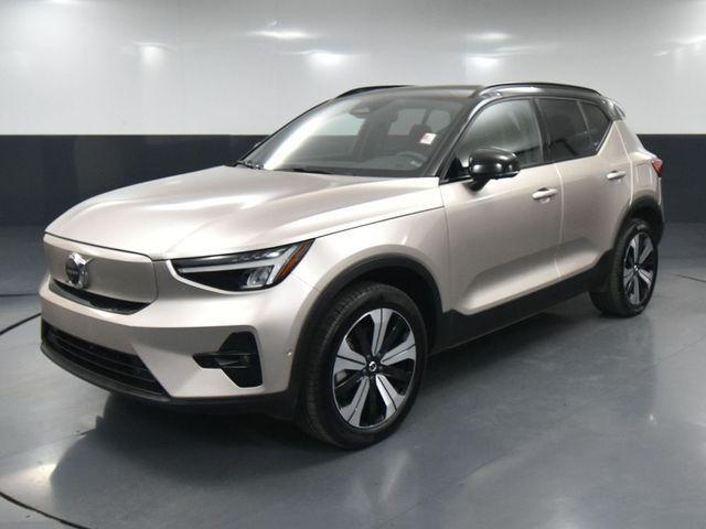 used 2023 Volvo XC40 Recharge Pure Electric car, priced at $32,500