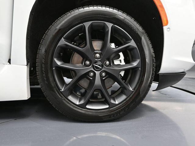 used 2022 Chrysler Pacifica car, priced at $63,993
