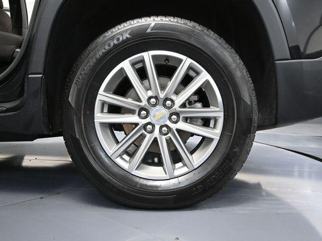 used 2023 Chevrolet Traverse car, priced at $25,693