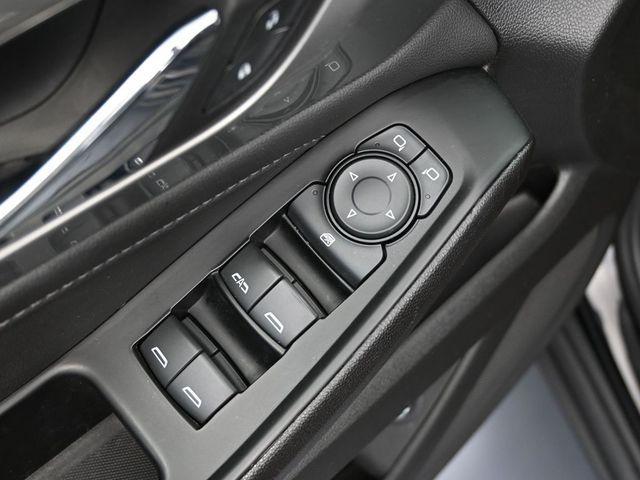 used 2023 Chevrolet Traverse car, priced at $25,693