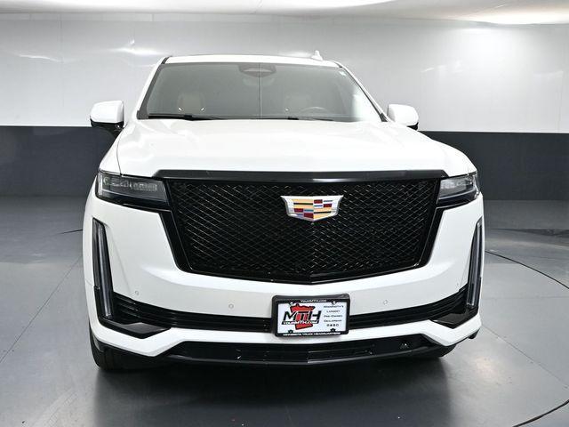used 2022 Cadillac Escalade ESV car, priced at $68,799
