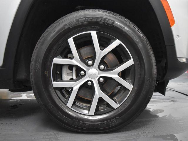 used 2024 Jeep Grand Cherokee L car, priced at $34,993