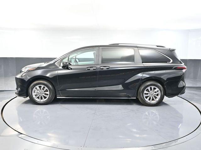 used 2025 Toyota Sienna car, priced at $43,993