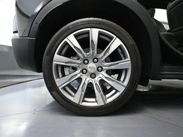 used 2022 Cadillac XT4 car, priced at $26,893