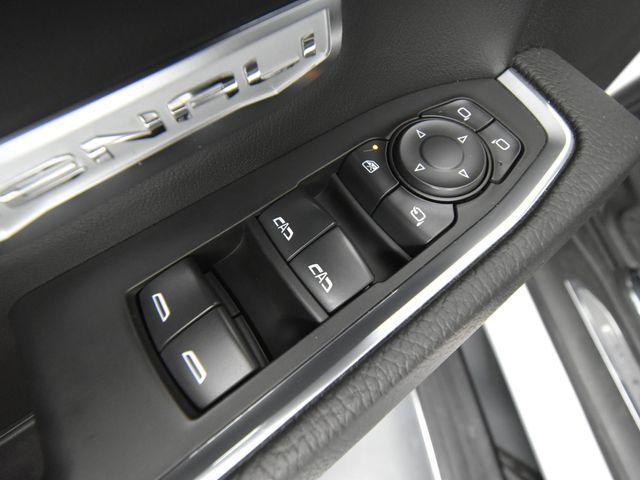 used 2024 GMC Sierra 1500 car, priced at $55,555