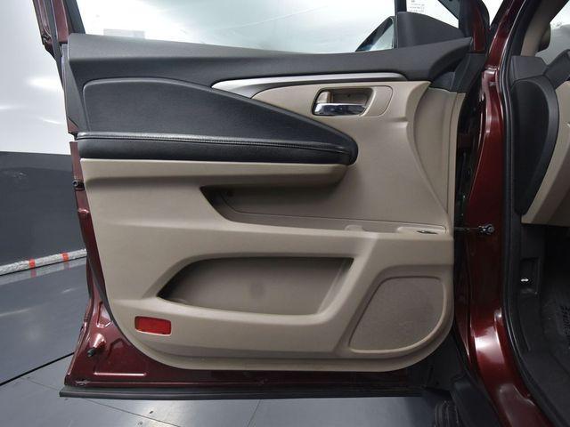 used 2018 Honda Pilot car, priced at $23,299