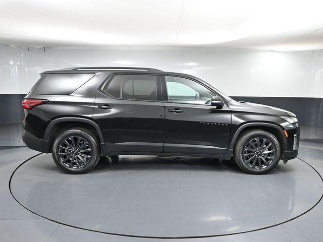 used 2023 Chevrolet Traverse car, priced at $41,993