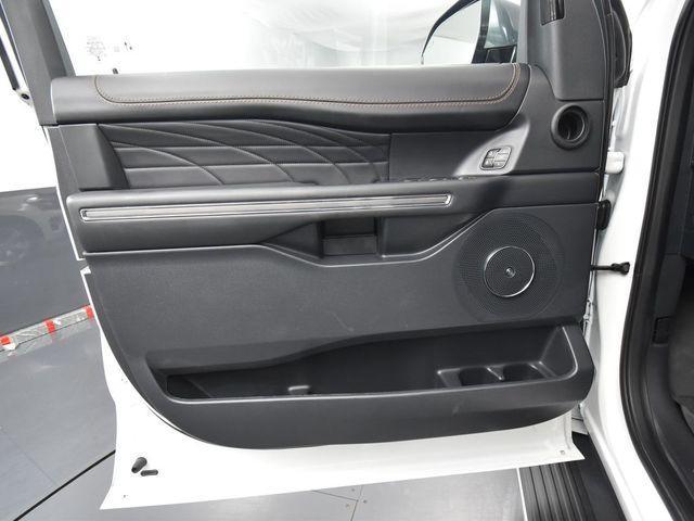 used 2024 Ford Expedition car, priced at $61,993