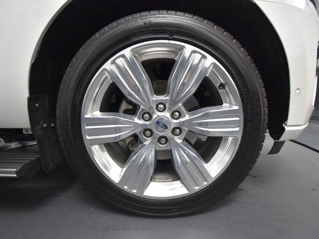 used 2024 Ford Expedition car, priced at $61,993