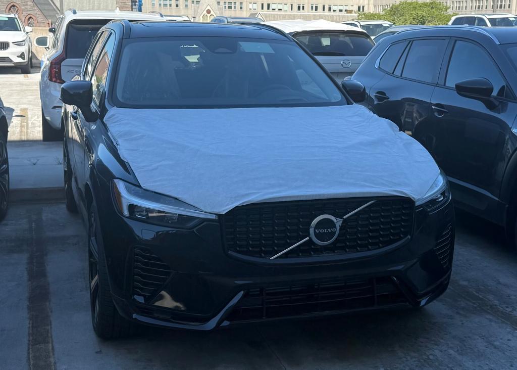 new 2025 Volvo XC60 Plug-In Hybrid car, priced at $71,875