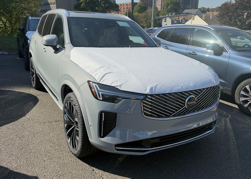 new 2026 Volvo XC90 Plug-In Hybrid car, priced at $80,195