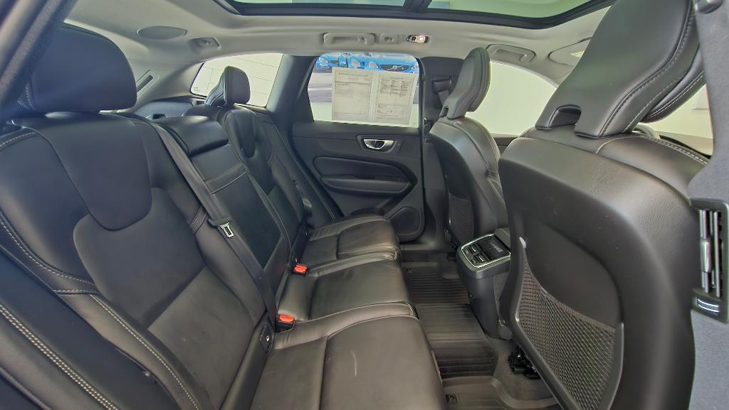used 2021 Volvo XC60 car, priced at $36,355