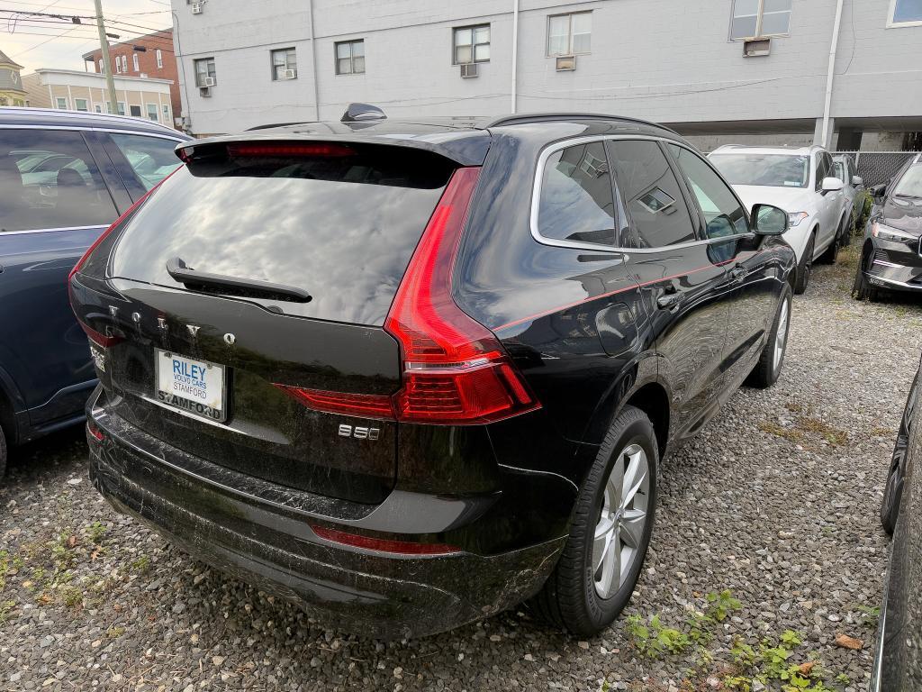 used 2022 Volvo XC60 car, priced at $30,959