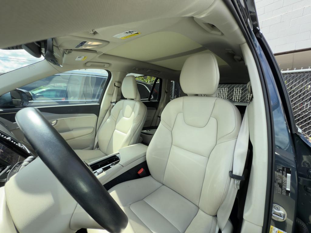 used 2023 Volvo XC90 car, priced at $40,951