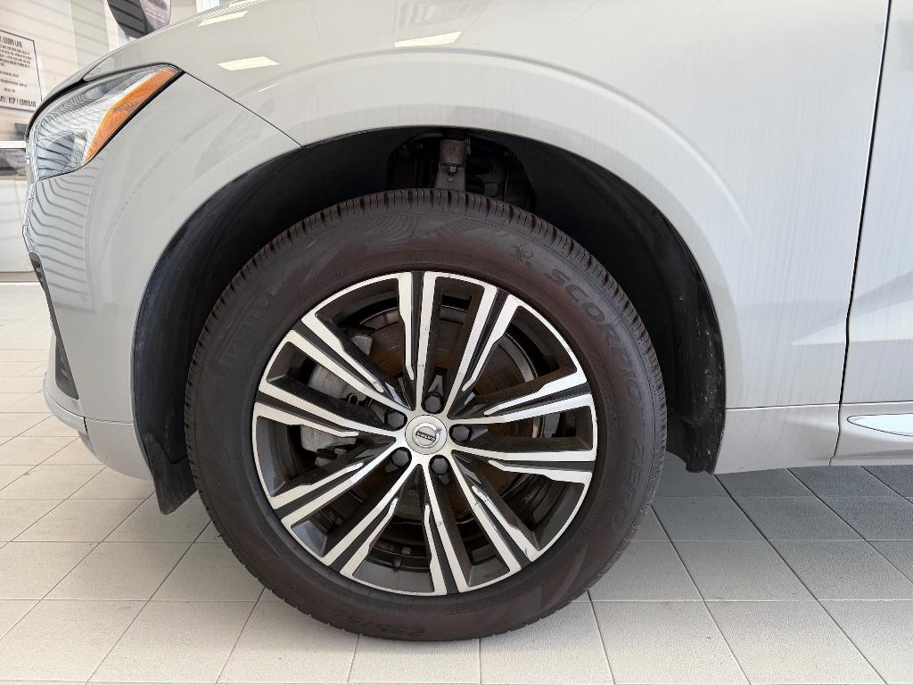 used 2022 Volvo XC60 car, priced at $37,925