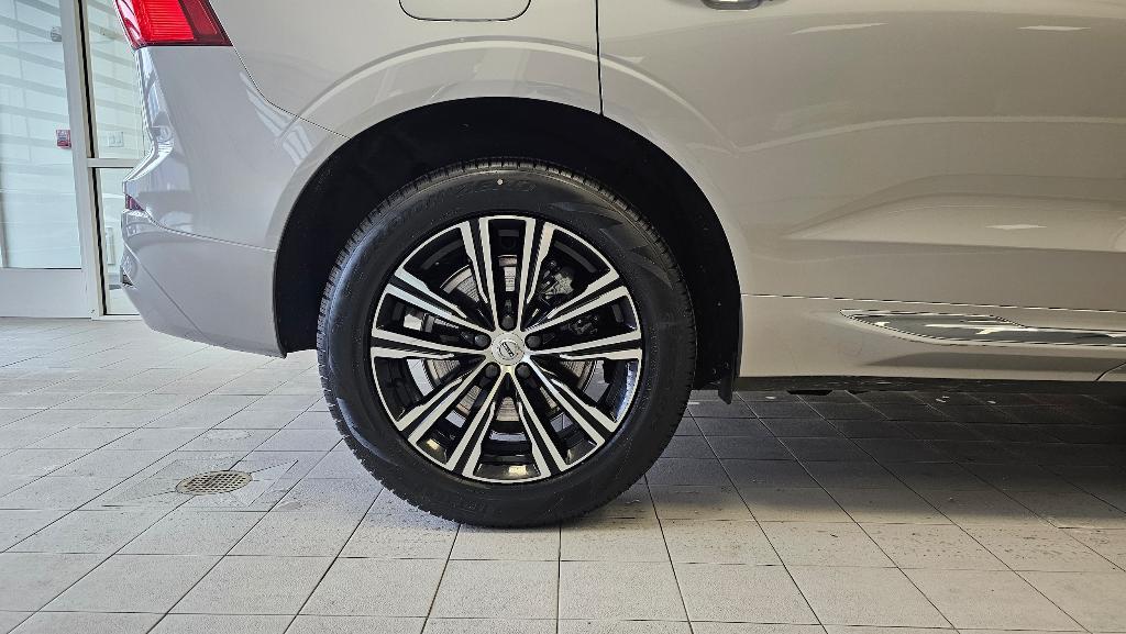 used 2022 Volvo XC60 car, priced at $37,219