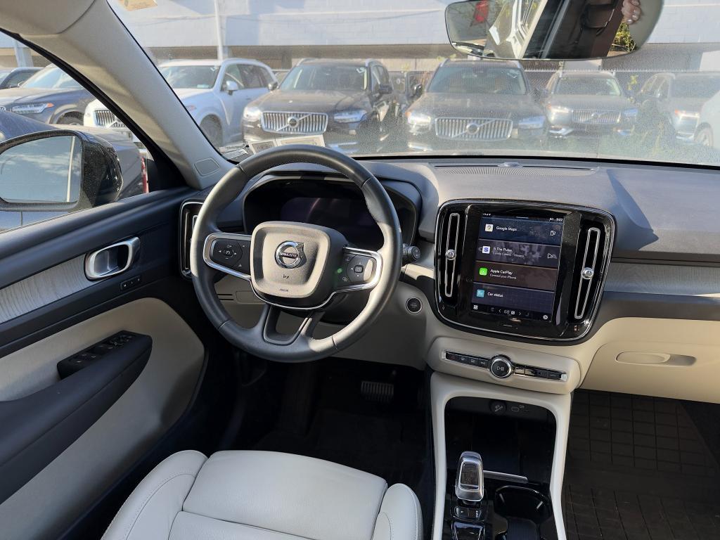 used 2023 Volvo XC40 car, priced at $32,039