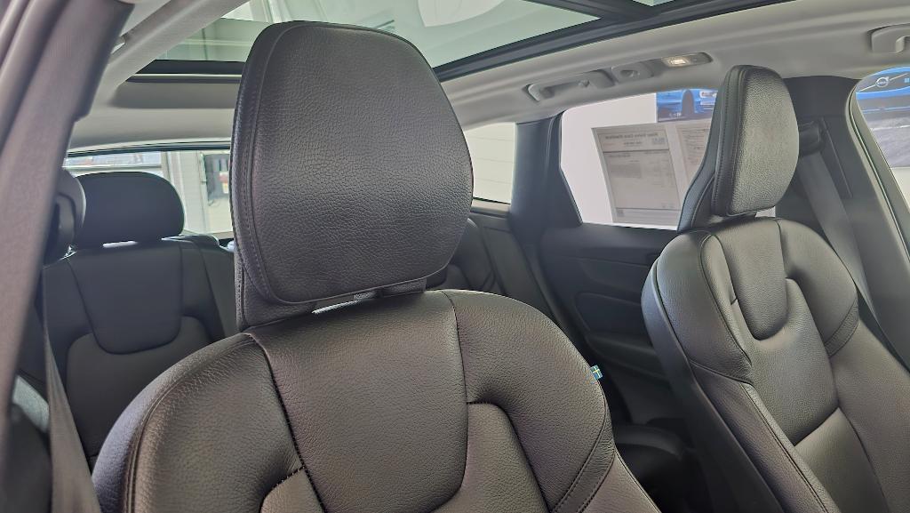 used 2023 Volvo XC60 car, priced at $33,392