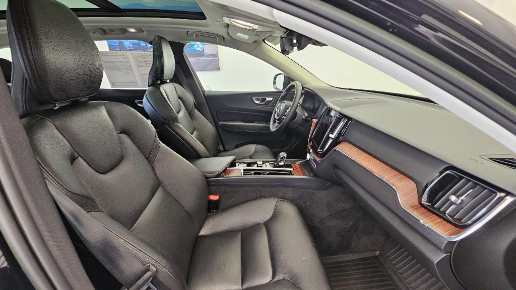 used 2023 Volvo XC60 car, priced at $33,392