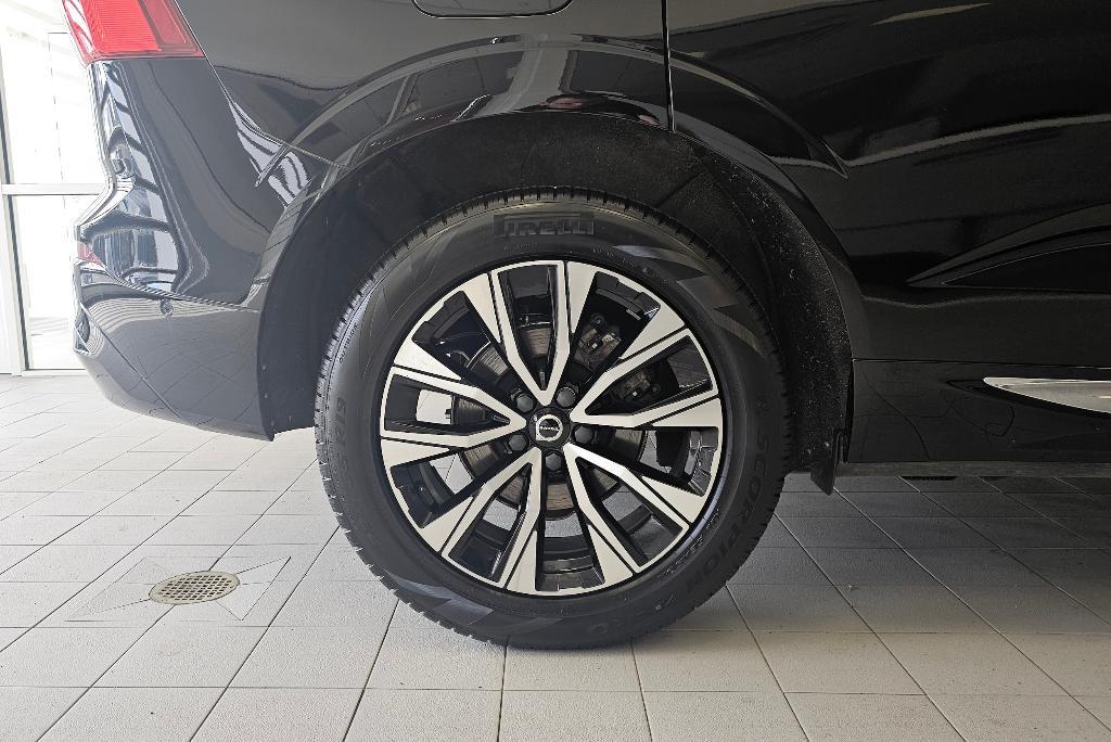 used 2023 Volvo XC60 car, priced at $33,392