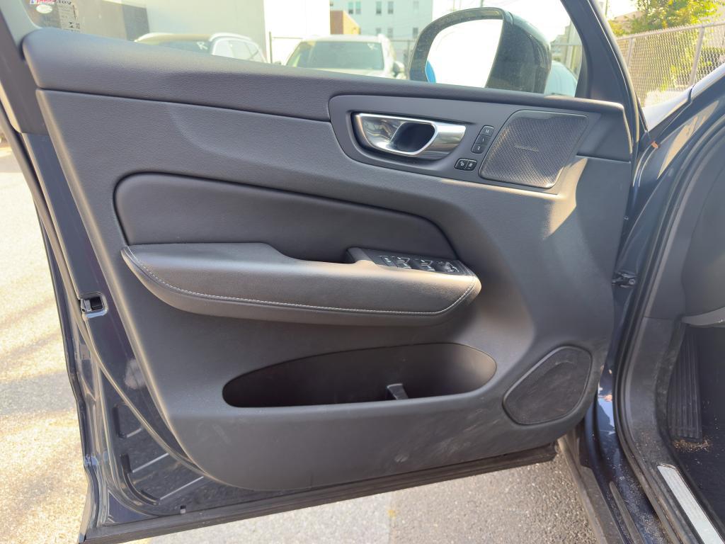 used 2023 Volvo XC60 car, priced at $37,813